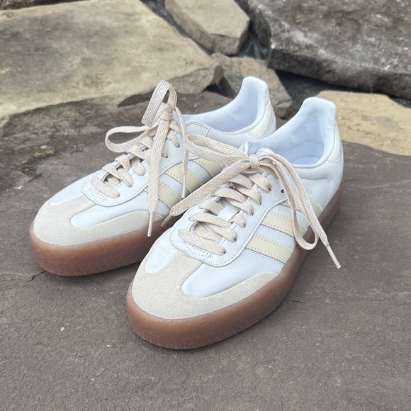 Women's Adidas Samba Platforms - Picture 1 of 5
